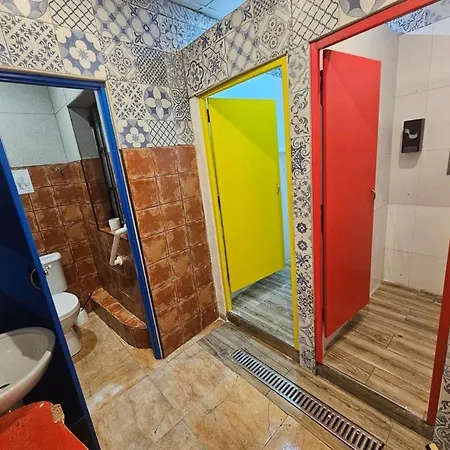 Hostal Malti Budget San Julián