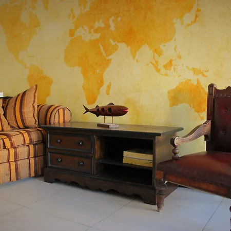 Malti Budget San Julián