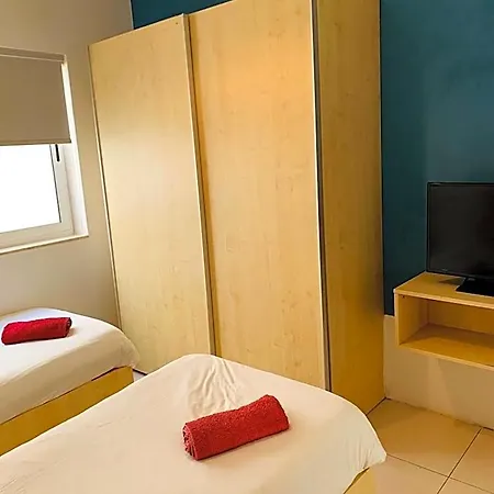 Malti Budget Hostel *