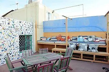 Malti Budget St. Julian's