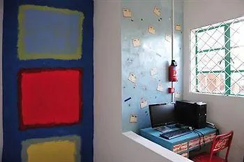 Malti Budget * San Julián