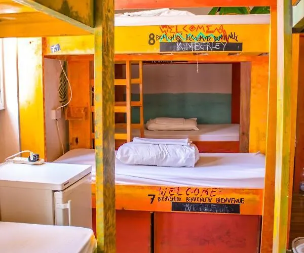 Malti Budget Hostel Saint Julian's